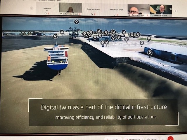 Oulun sataman digikehitys etäpalaveriesitys